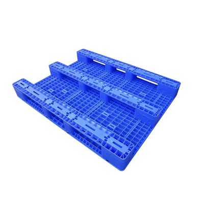 1500kg HDPE المنصات البلاستيكية الثقيلة 1.4 * 1.1m ثلاثة زلاجات من البلاستيك