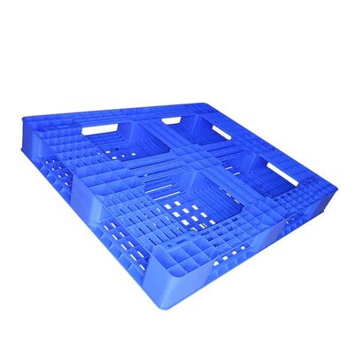 المنصات البلاستيكية الصلبة العذراء PE 800Kg 1200 X 1000 اليورو